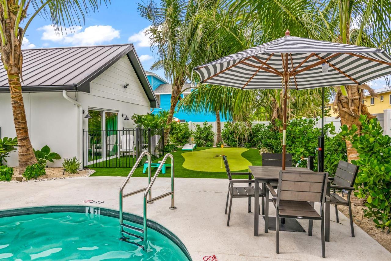 The Retreat At Anna Maria Island Inn Брадентон-Бич Экстерьер фото